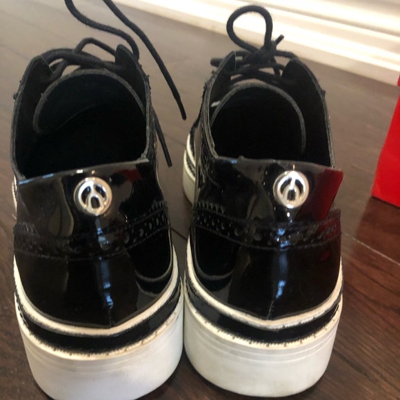 The wishbone collection shoe - Picture 4 of 4